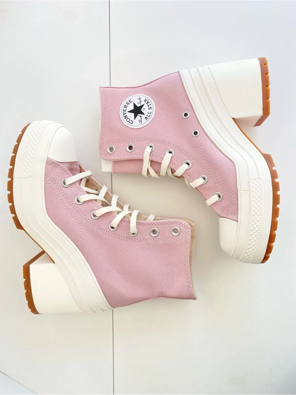Converse Chuck 70 De Luxe Heel Pride High Top